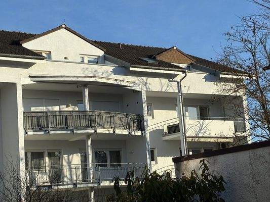 DG mit Dachterrasse rechts