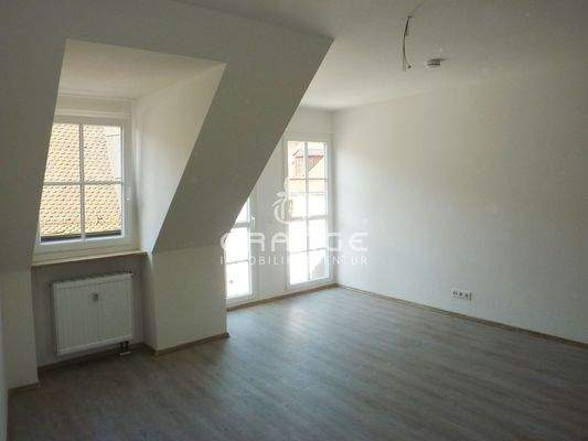 Wohnzimmer mit Balkon Objekt 3