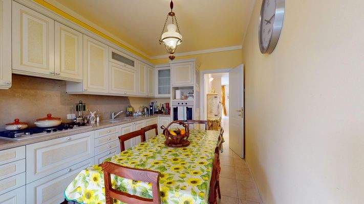 NA-072-10-Villetta-Bifamiliare-con-giardino-e-gara