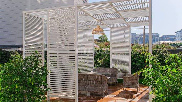 1-Bedroom Real Estate in a Central Location in Alanya