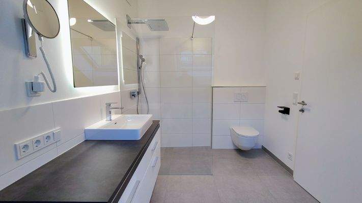 Badezimmer 2