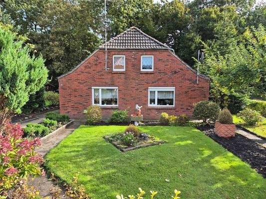 Giebelansicht Straße