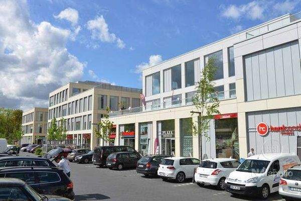 Truman Plaza Clayallee