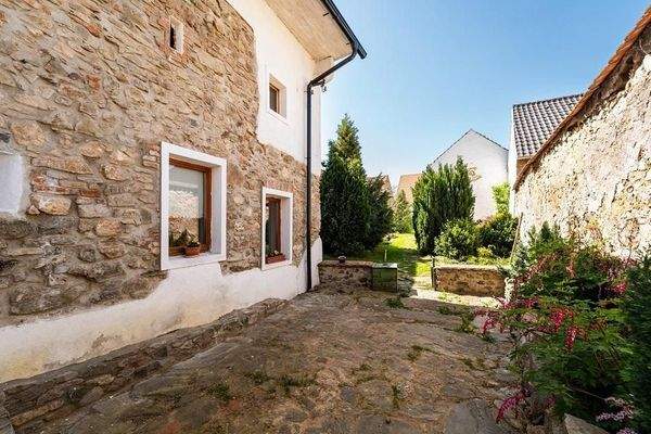 1746786278_Xr0RQ2OgFc