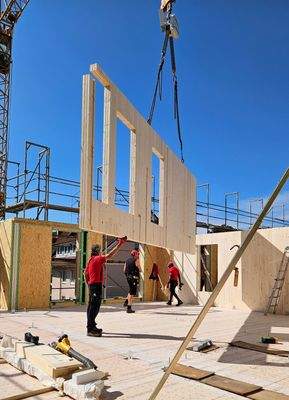 Neubau Grüne Mitte - Aufrichten Holzbau