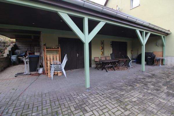 überdachter Aussenbereich