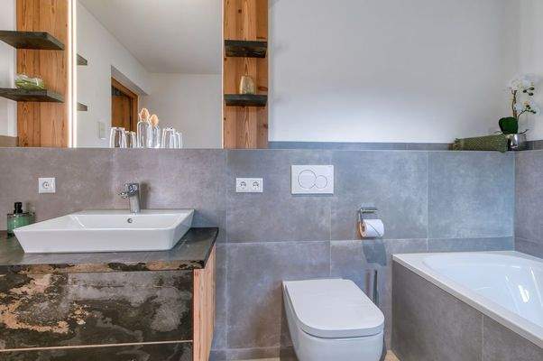 Bad on Suite /- Schlafzimmer 1