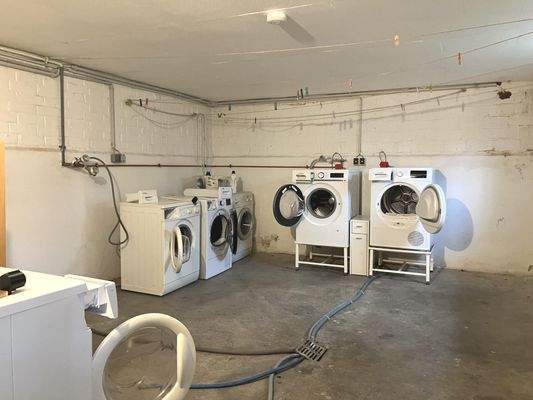 Waschküche/Trockenraum