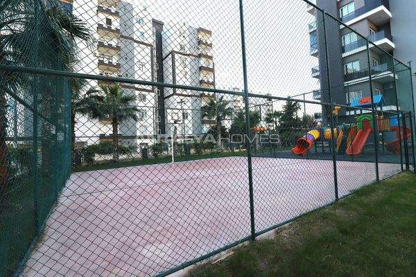 Stylish Real Estate in Complex with Aquapark in Mersin Tece