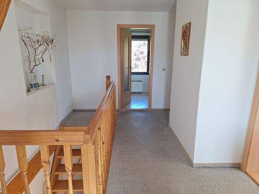 Haupthaus OG Flur