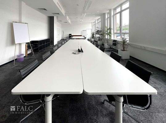 Konferenzraum (Mitnutzung)