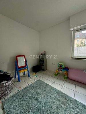 welches als weiteres Kinderzimmer genutzt werden kann