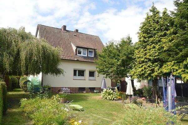 Hausansicht vom Garten