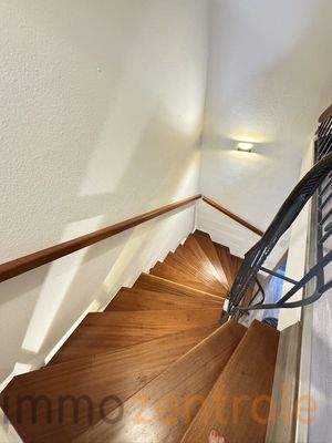 5E337C2A-889E-49C6-9CCF-A581A93DD001_1_105_c