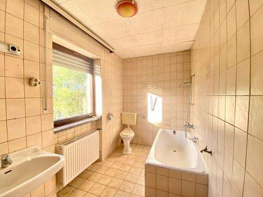 d6b73df8-aecb-43ad-8223-b8e876047913