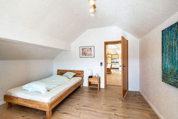 Zimmer Dachgeschoss Haupthaus