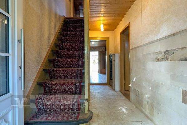 EG-Eingang-Treppenhaus