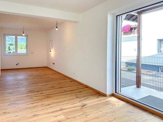 Koch-/Ess- und Wohnbereich