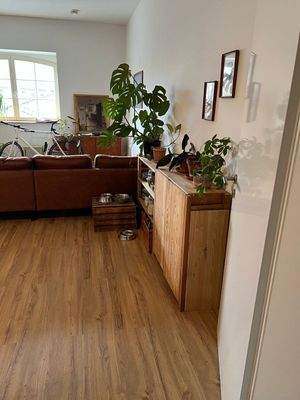 Wohnzimmer/Essbereich 