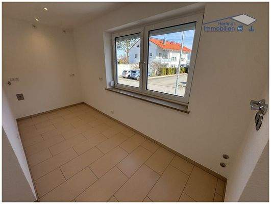 Praktischer Hauswirtschaftsraum