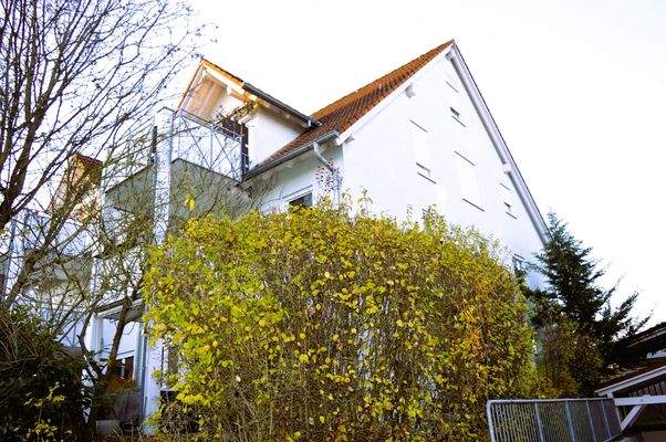 Front- u. Seitenansicht