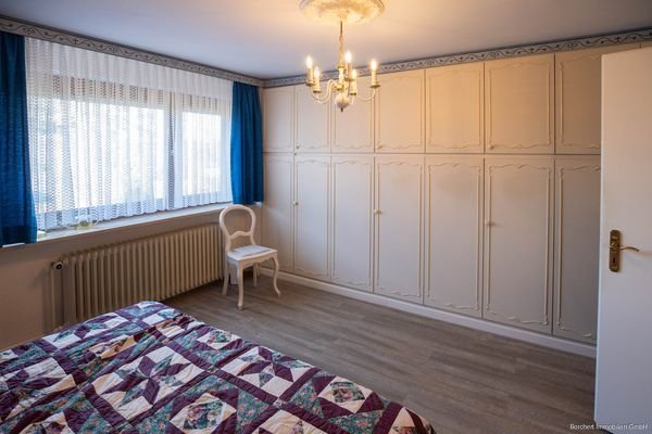 Schlafzimmer DG