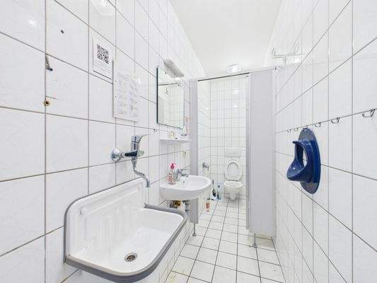 Büro_Mitarbeiter-WC