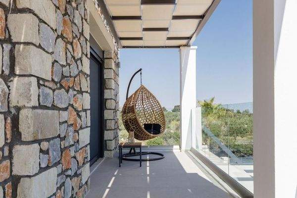 Kreta, Kefalas: Erstaunliche Steinvilla mit Meerblick und Pool zu verkaufen