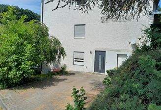 Separater Eingang UG 