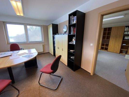 Büro im Erdgeschoss