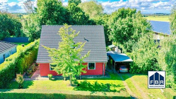 Frontansicht aus der Luft