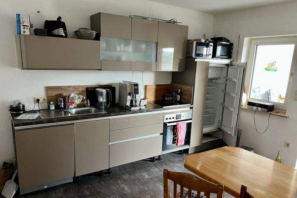 EG- Küche mit Zugang zur Terrasse