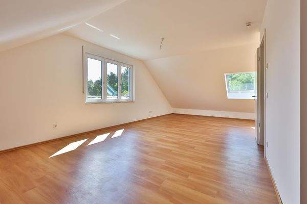 Zimmer eines leerstehenden Haues