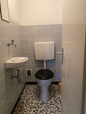  zusätzliches WC im UG