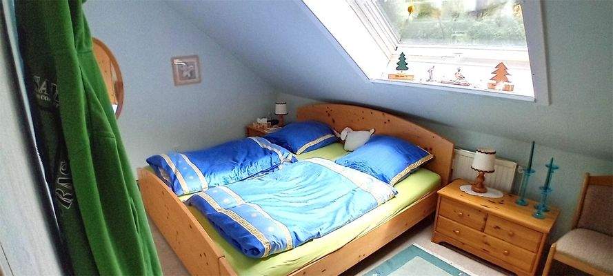 13 geräumiges Schlafzimmer