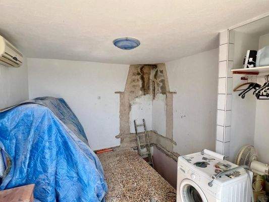 Kreta, Kritsa: Drei-stöckiges Dorfhaus mit zwei Schlafzimmern und schöner Aussicht