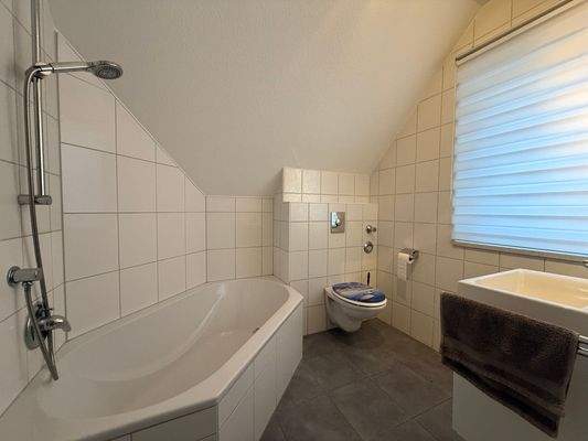Modernes Badezimmer