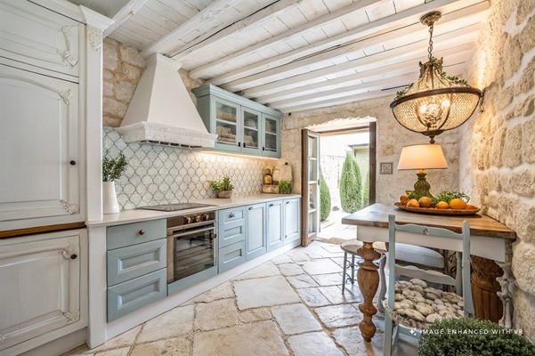 staged kitchen