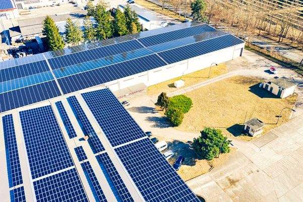 makellos Gewerbehalle Güstrow 9.jpg