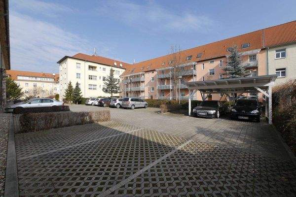 Hauseigene Parkplätze