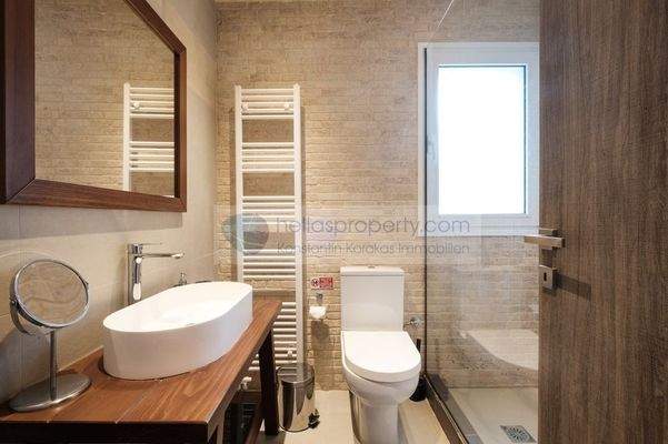 2a427044-bc8d-4407-9de9-f81dde96ebcf