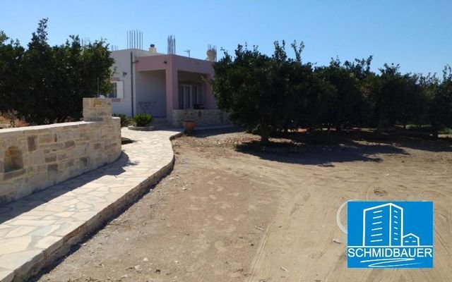 Kreta, Petrokefali: Südkreta Neues Haus mit zwei Schlafzimmern und großem Garten zu verkaufen