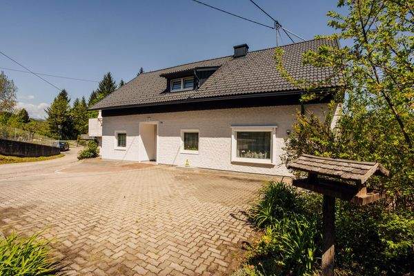 Hausansicht Eingang EG