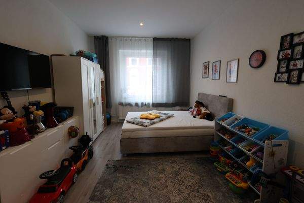 1.OG links Kinderzimmer