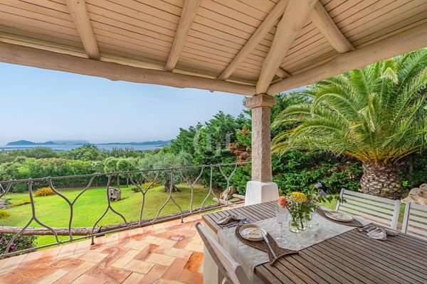 Veranda con vista mare