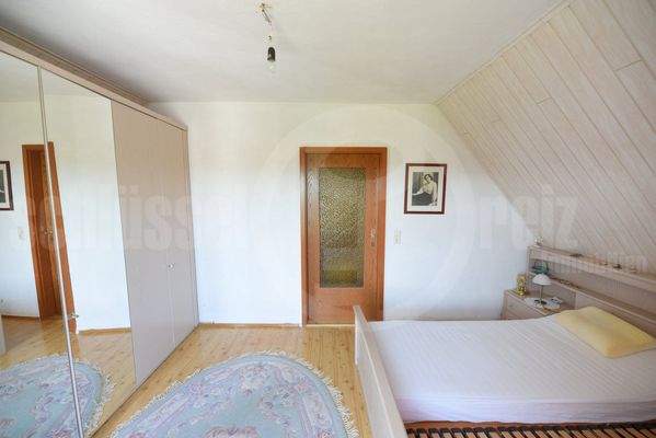 Schlafzimmer OG
