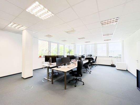 Großzügiges Großraumbüro