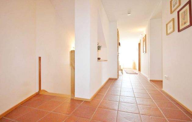 Flur - Whg.-Nr. 1 (1.OG)