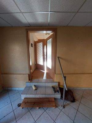 010 - Vorraum zum Flur Küche