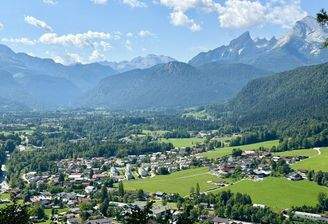 Blick von der Kastensteinerwand auf die Steingasse